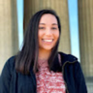 Meet your Posher, Chloe